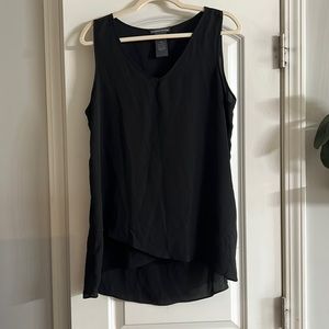 Chelsea & Theodore sleeveless blouse. Very lightly worn.